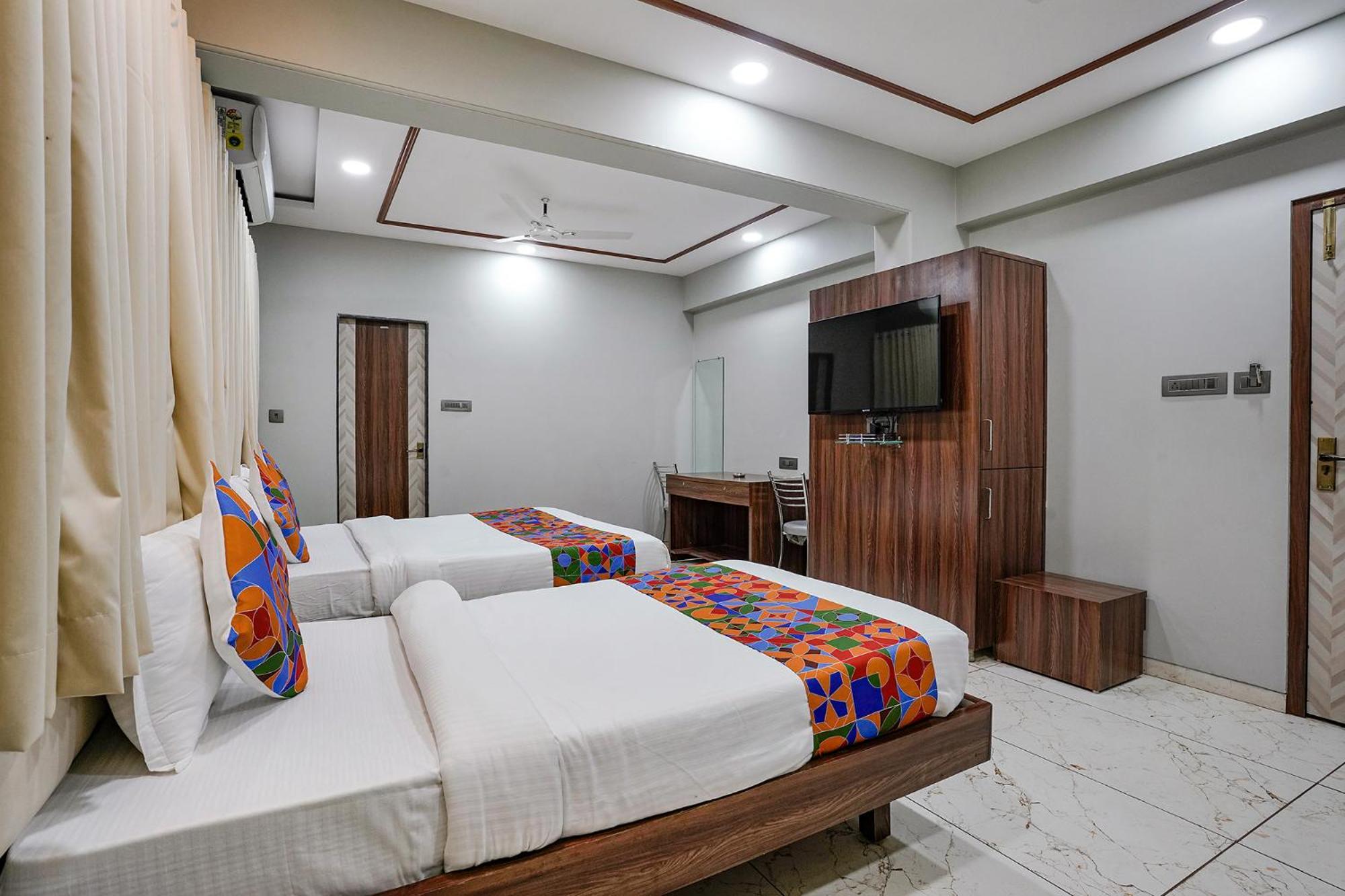 Fabhotel Grand Inn II Navi Mumbai Exterior foto